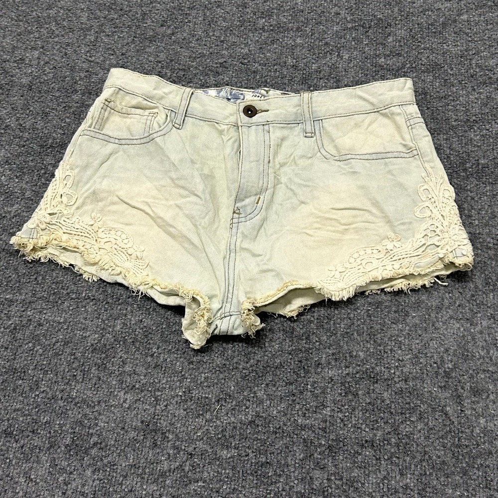 Forever 21 Shorts Womens Size 29 Light Wash Crochet Lace Trim Raw Hem Boho Denim